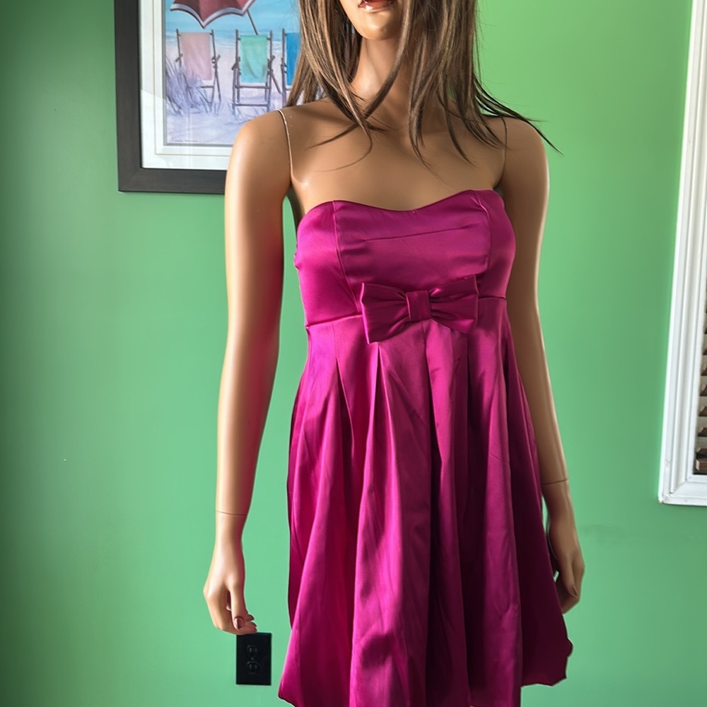 💜💜EUC Ruby Rox Festive Party Mini Dress💜💜